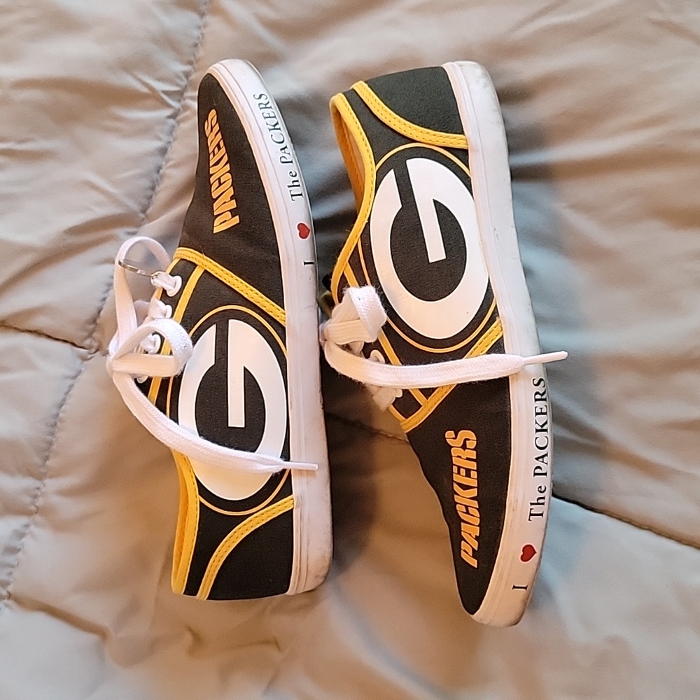 NFL Green Bay Packers Officially Licensed Tennis Shoes Size 7 - Picture 3 of 9